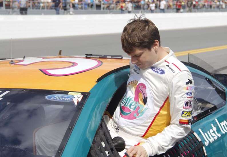 Landon Cassill heading to 2017 with perspective