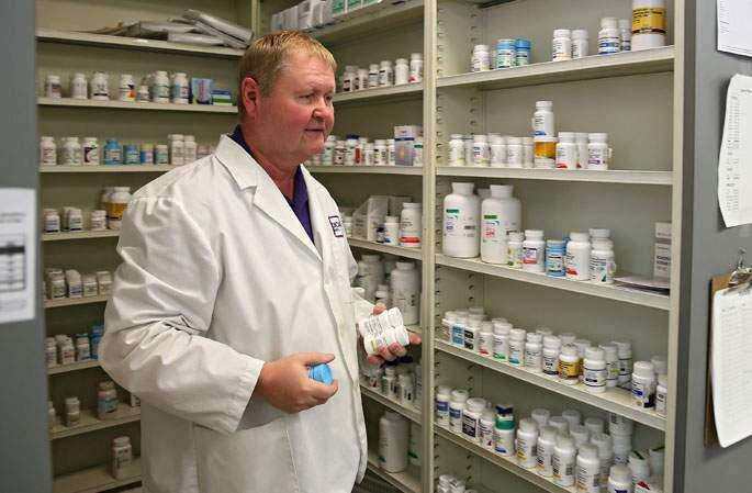 Number of Iowa patients 'locked-in' to single drug sources skyrockets