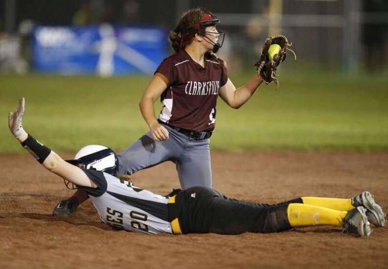 The Late, Late Show: Clarksville outlasts Sigourney in state softball semifinals