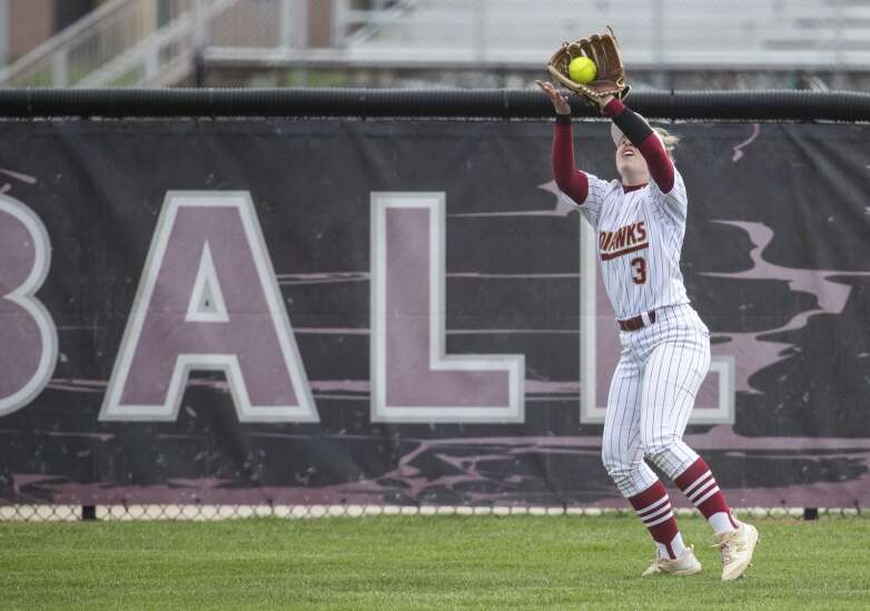 Photos: Cornell College at Coe College softball