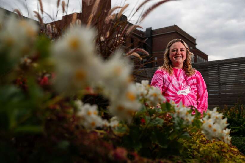 Breast cancer survivor supports other local women at Mercy Especially For You Race