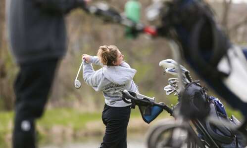 Photos: CRANDIC girls’ golf meet