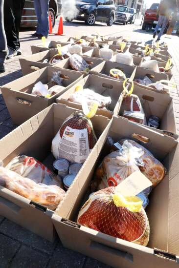 From prank to a nonprofit: Cedar Rapids group to give out 500 Thanksgiving dinners, still encouraging signups