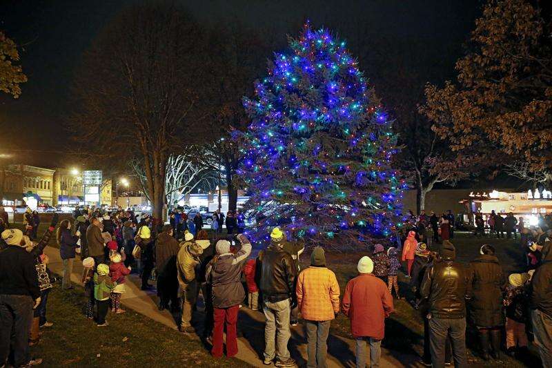 Marion Chamber class fundraising for new Peace Tree in City Square Park