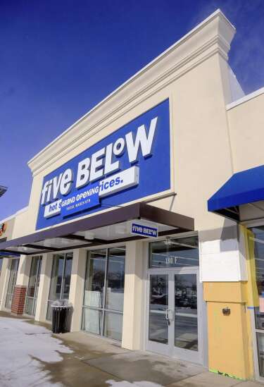 Rapidly growing discount chain Five Below coming to Iowa