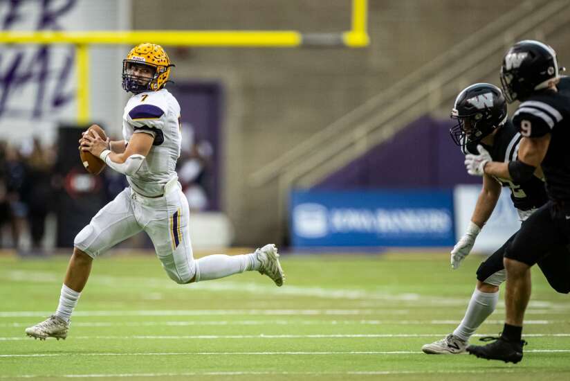 Photos: Williamsburg vs. Central Lyon/George-Little Rock in Class 2A state football championship