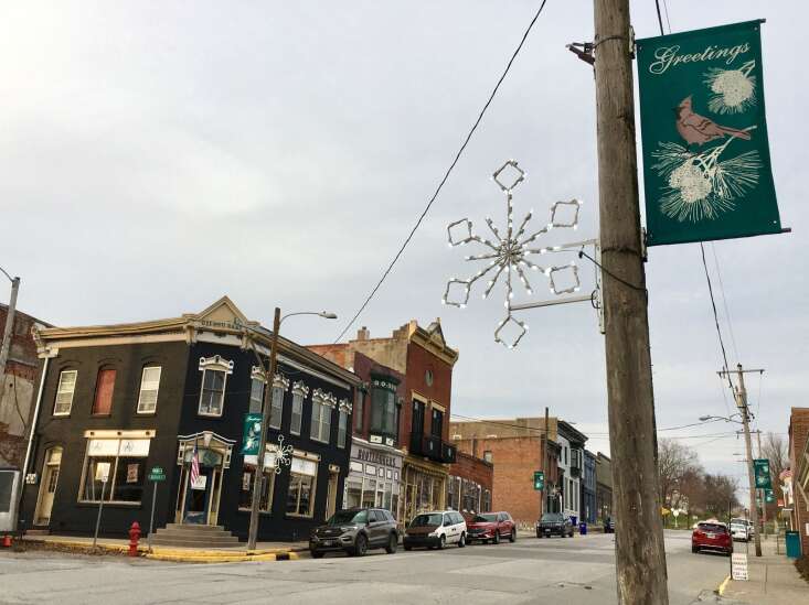 HoCelebrate the season in these Eastern Iowa Christmas towns