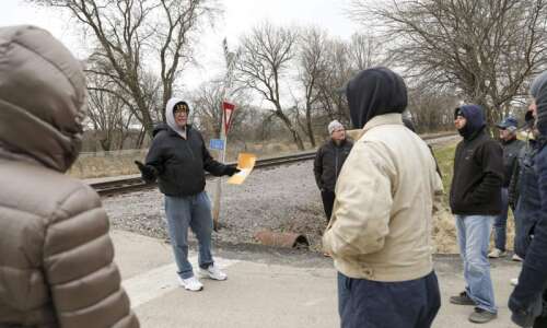 Photos: Rob Hogg leads tour of proposed Cargill railyard