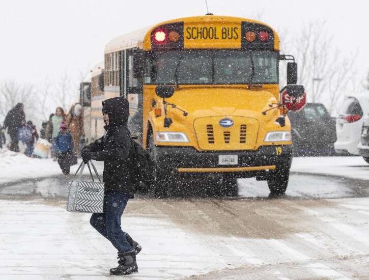 For Eastern Iowa school leaders, calling a snow day starts at 4 a.m.