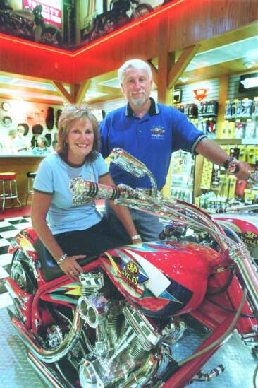 Iowa motorcycle legend John Parham dies at 62