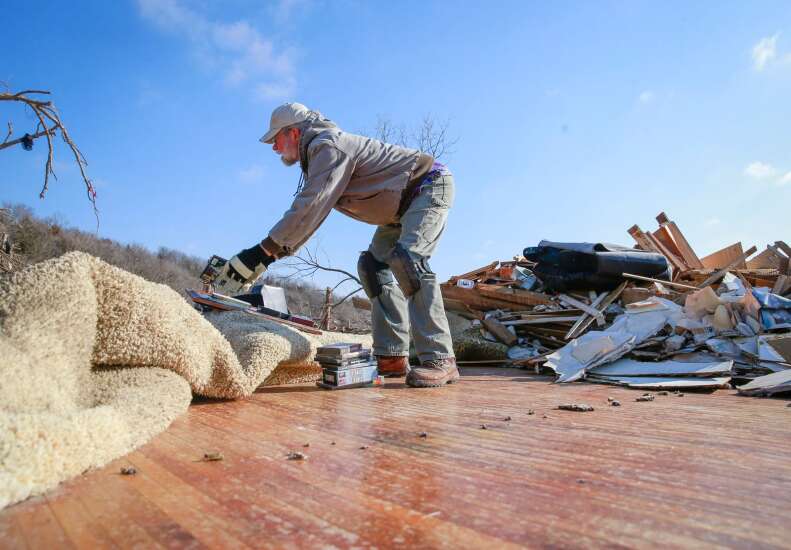 7 die as Iowa tornadoes flatten homes, damage trees and down utilities