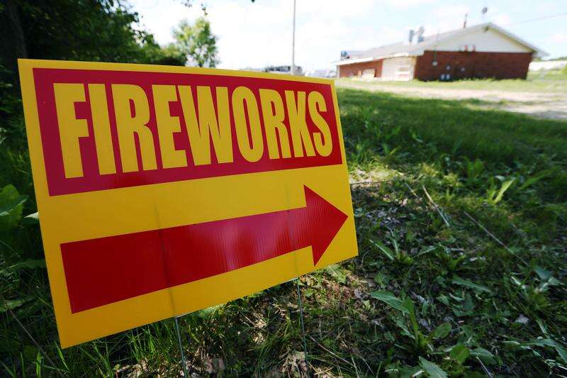 Iowa measure strips cities of regulating fireworks sales