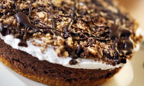 Craving chocolate? Try this Chocolate Crunch Cheesecake recipe