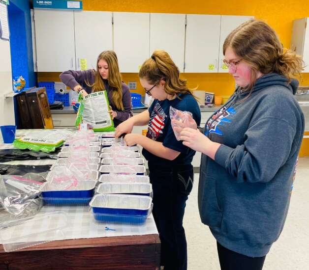 Young FFA chapter expands communication 