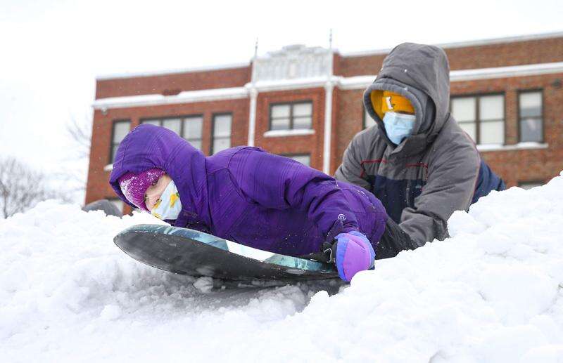 Photos: Eastern Iowa digs out of Tuesday’s snow storm