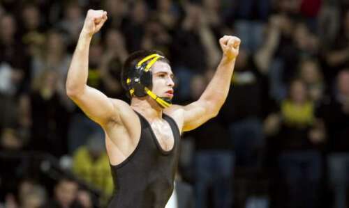 Top 5 Iowa wrestling moments against Penn State