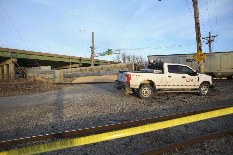 PHOTOS: Grain spilled as train cars derail near Cedar River