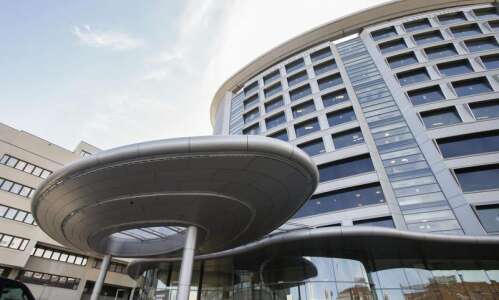 UI suing contractors over cracked windows in Children’s Hospital