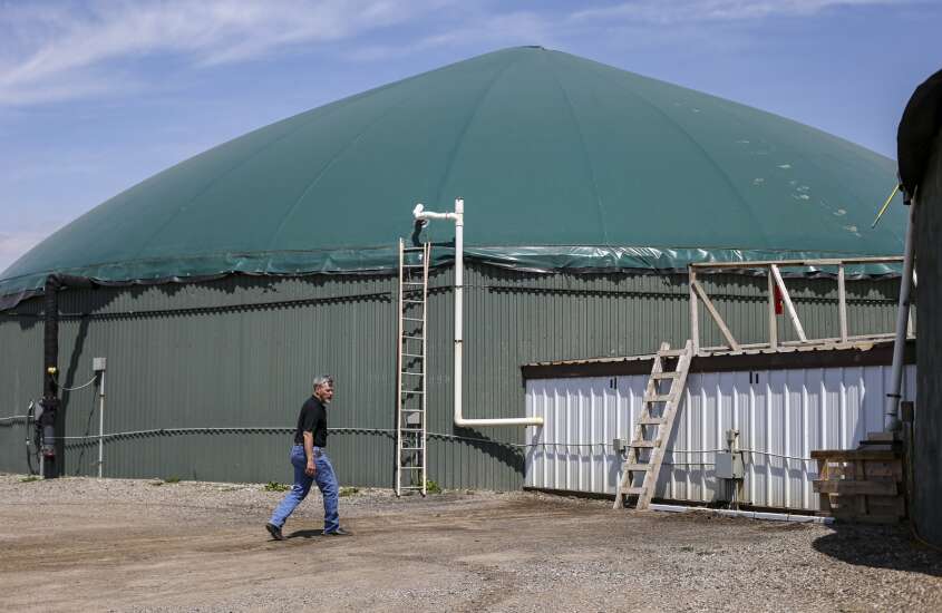 Iowa Senate passes bill allowing on-farm digesters 