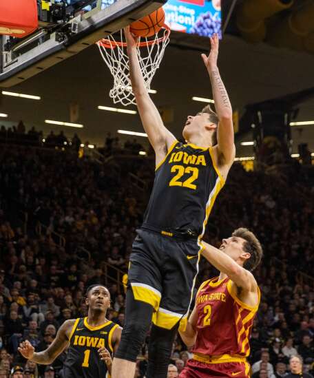 Photos: Hawkeyes defeat the Cyclones for Fran McCaffery’s 500th win 
