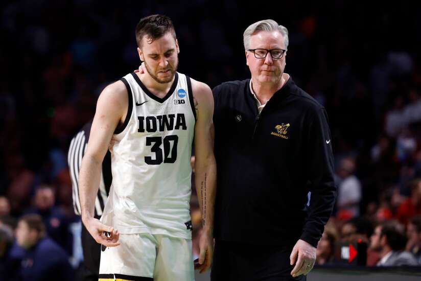 For Hawkeyes, a hole too deep and another early exit from NCAA tourney