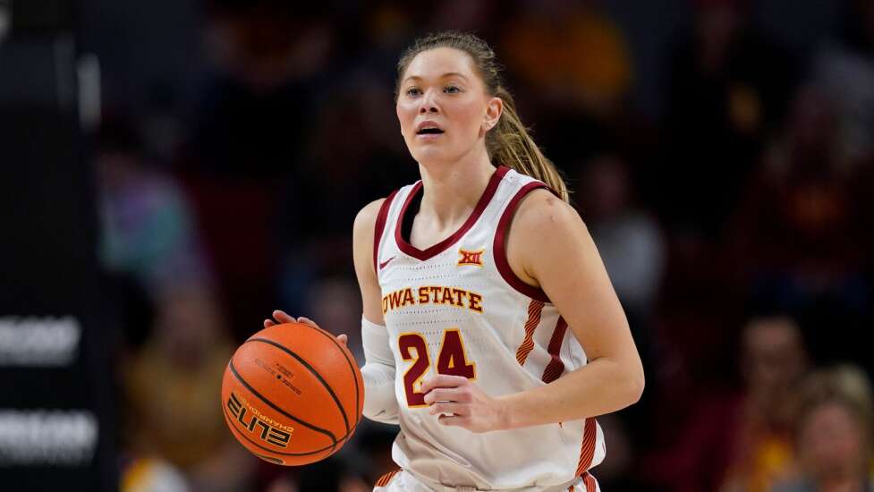 Iowa State advances in Big 12 tournament with 30 points from Ashley Joens in win over Baylor