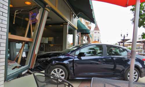 BREAKING: Car hits coffee shop in Washington