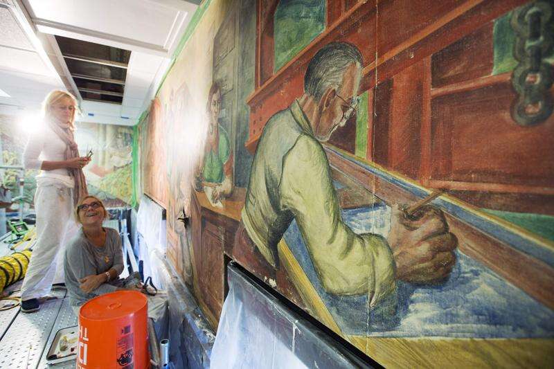 City Hall murals topic of four-part educational series