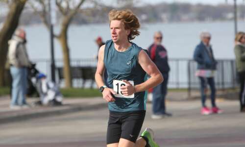 Runner putting Iowa’s poetry in motion