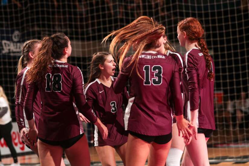 Photos: Cedar Falls vs. West Des Moines Dowling in Iowa high school state volleyball tournament