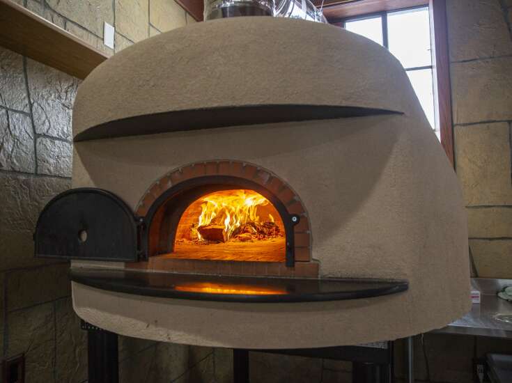 Hospoda brings wood-fired pizza, unique craft beer options to Czech Village in Cedar Rapids