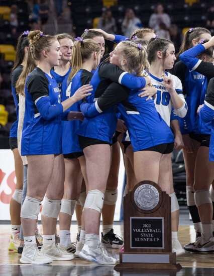 Photos: Dike-New Hartford vs. Western Christian in Class 2A state volleyball championship