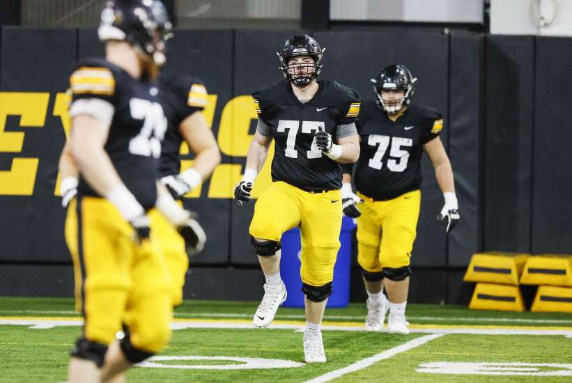 Cedar Rapids native Connor Colby not perfect, but developing quickly on Hawkeyes’ offensive line