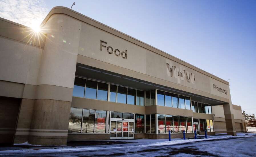 Don’t despair just yet over Lindale Mall with Hy-Vee closing