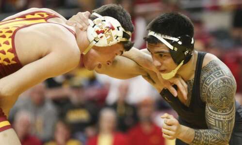 Pinning Combination: A closer look at Iowa's win over Iowa…