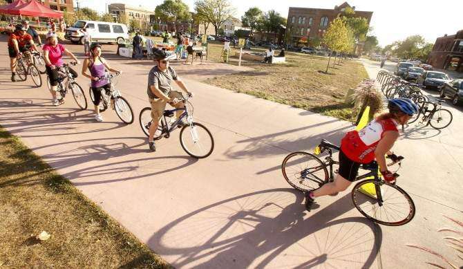 Downtown Cedar Rapids bike lanes still confusing drivers, cyclists