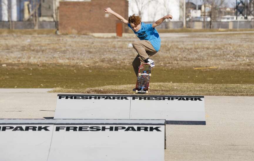 Cedar Rapids sets up temporary skate park in Time Check