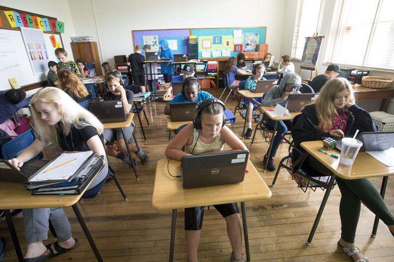 Cedar Rapids Schools to open fully accredited online school as coronavirus pandemic continues