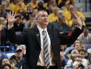 Indiana State coach faces mixed emotions, Iowa