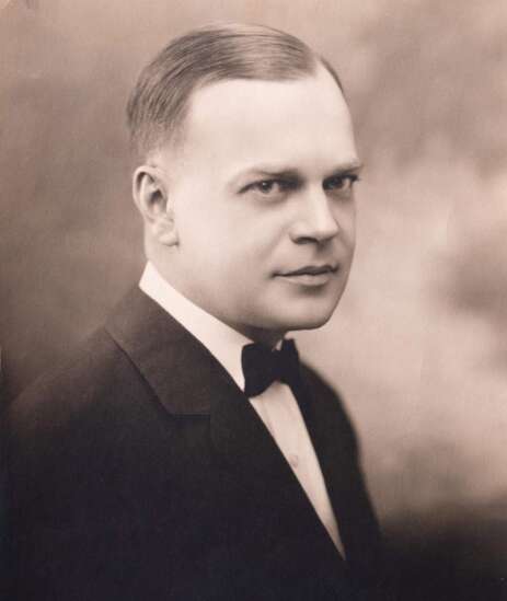 Cedar Rapids doctor Arthur Erskine pioneered X-ray, radiology treatment