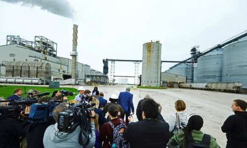 Ethanol vs. environment: Democratic hopefuls campaign on clashing agendas