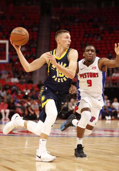 Jarrod Uthoff cut by Indiana Pacers