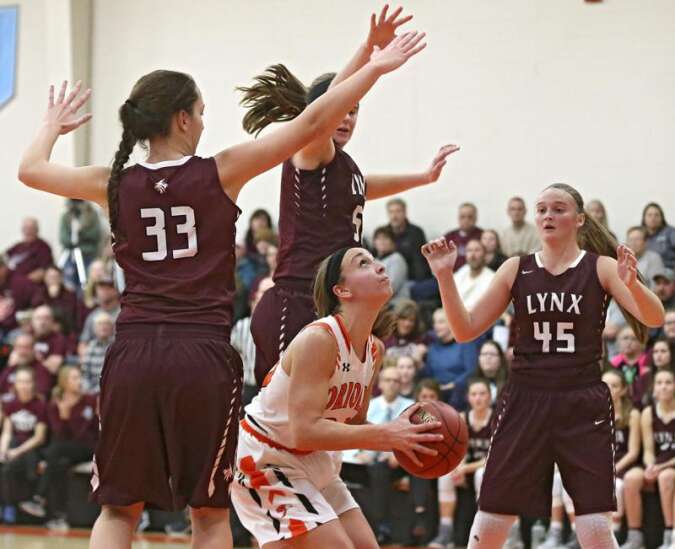 North Linn tops Springville in clash of top-ranked girls’ basketball teams