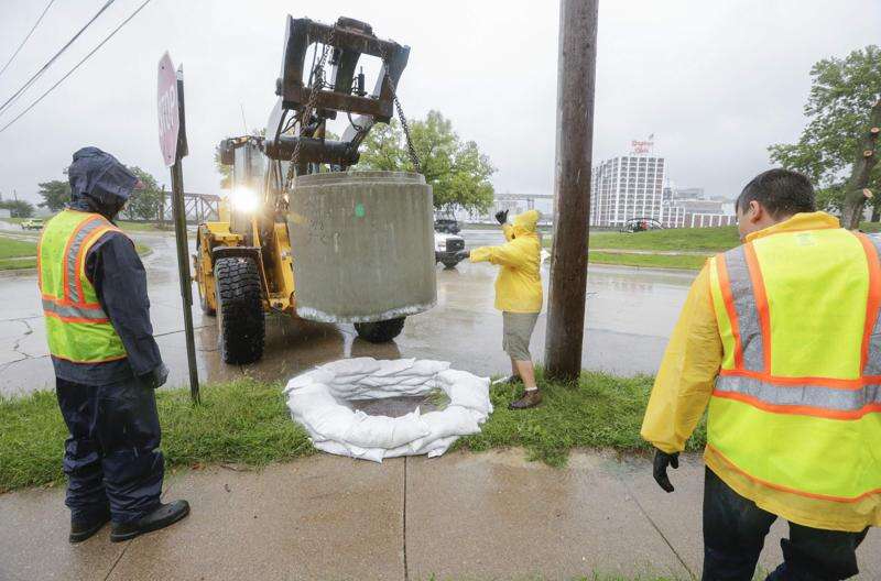 Photos: Cedar Rapids prepares for flooding