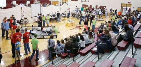 Iowa students gaining interest in robotics, other STEM programs
