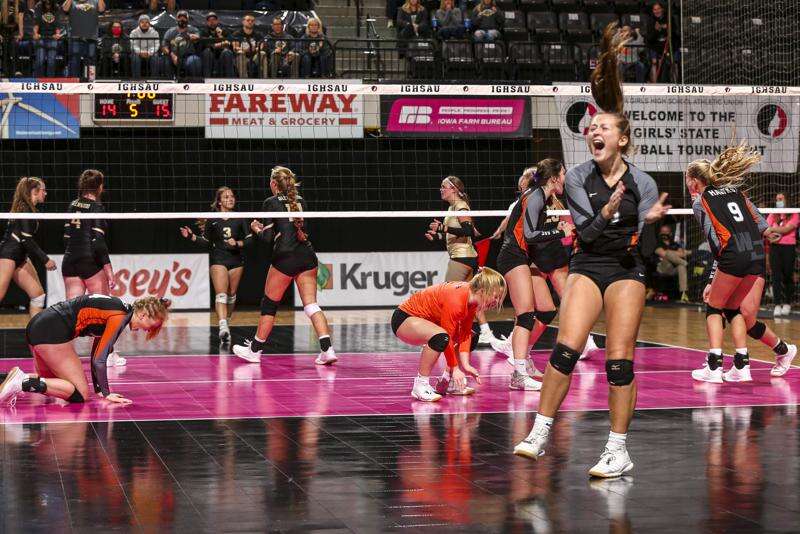 Photos: Glenwood vs. West Delaware, Iowa Class 4A state volleyball quarterfinals