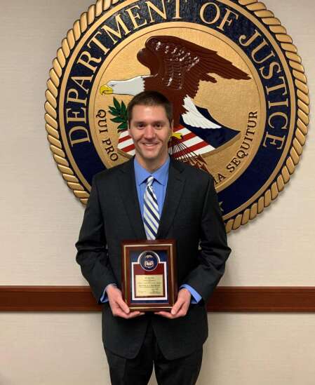 Feds’ chief opioid prosecutor in Iowa district receives award for ‘superior performance’