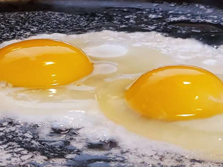 Eggs-ellent: Learn to make diner-style eggs right at home