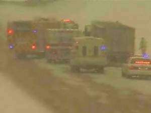 Interstate 380 southbound reopens after semi crash