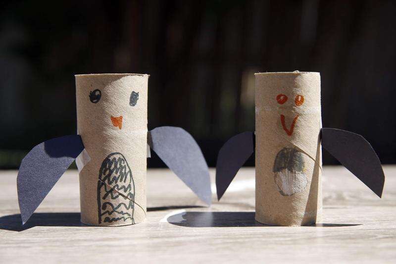 Turn toilet paper tubes into a bird